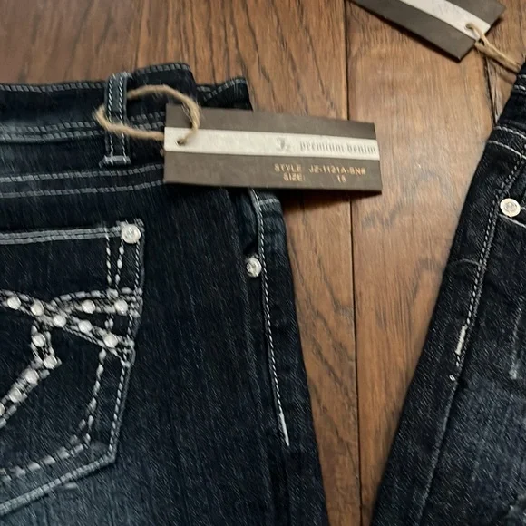 JZ premium denim jeans. Size 7, 11 , 13 & 15 - Picture 3 of 4